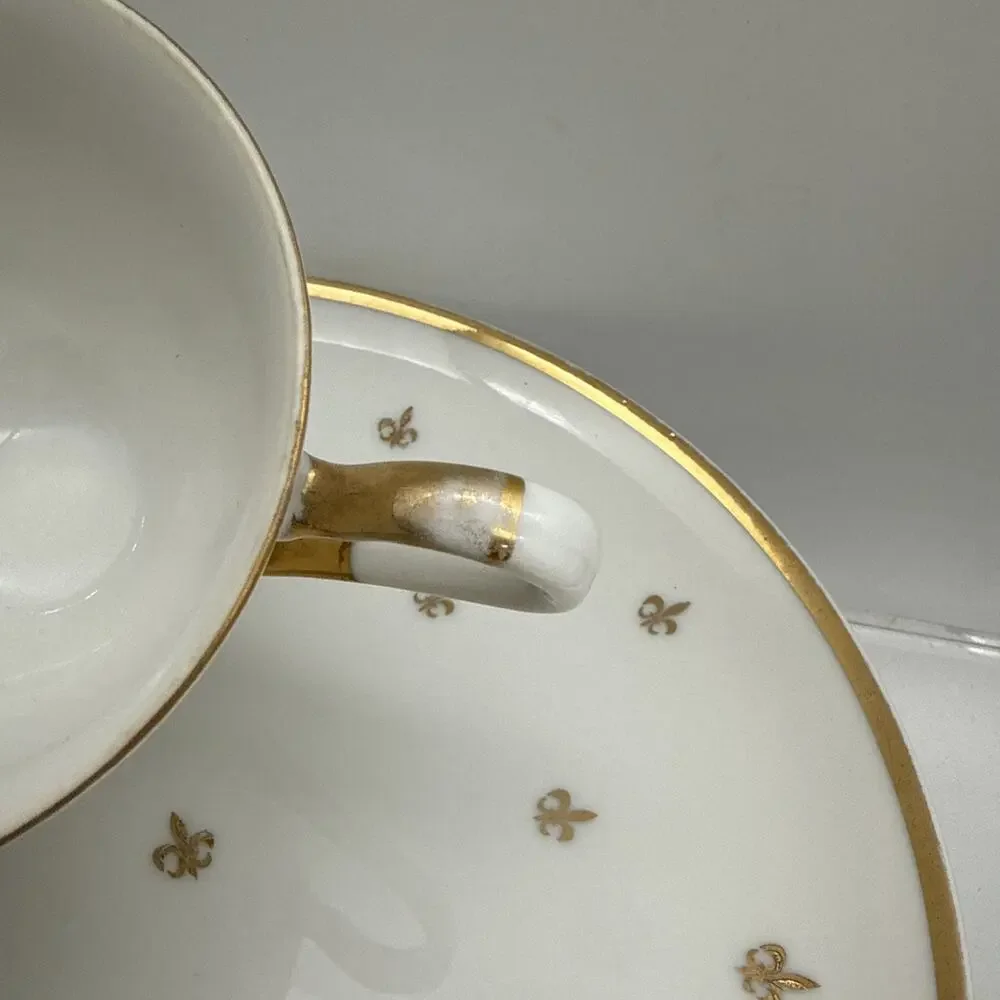 Set Of 7 (50-60's) Fleur de Lis Snack Set Gold & White -Plates & Tea/Coffee Cups